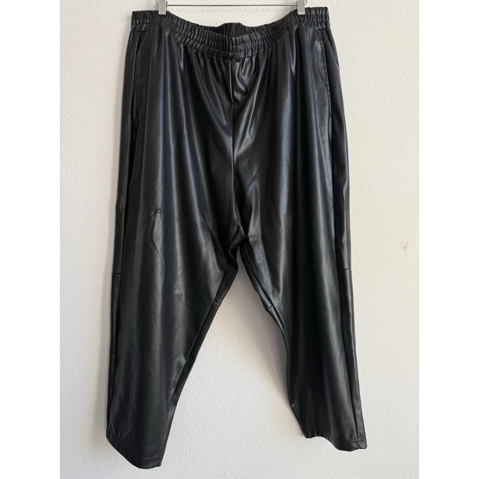 Fabletics Jogger Pants Women's 3X Black Vegan Leather High Waisted Pull On Relax - Image 5