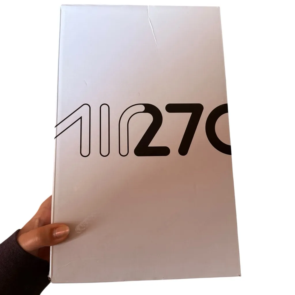 Nike Womens Size 8 AirMax 270 Athletic Shoes Light Soft Pink Sneakers New In Box - Image 2