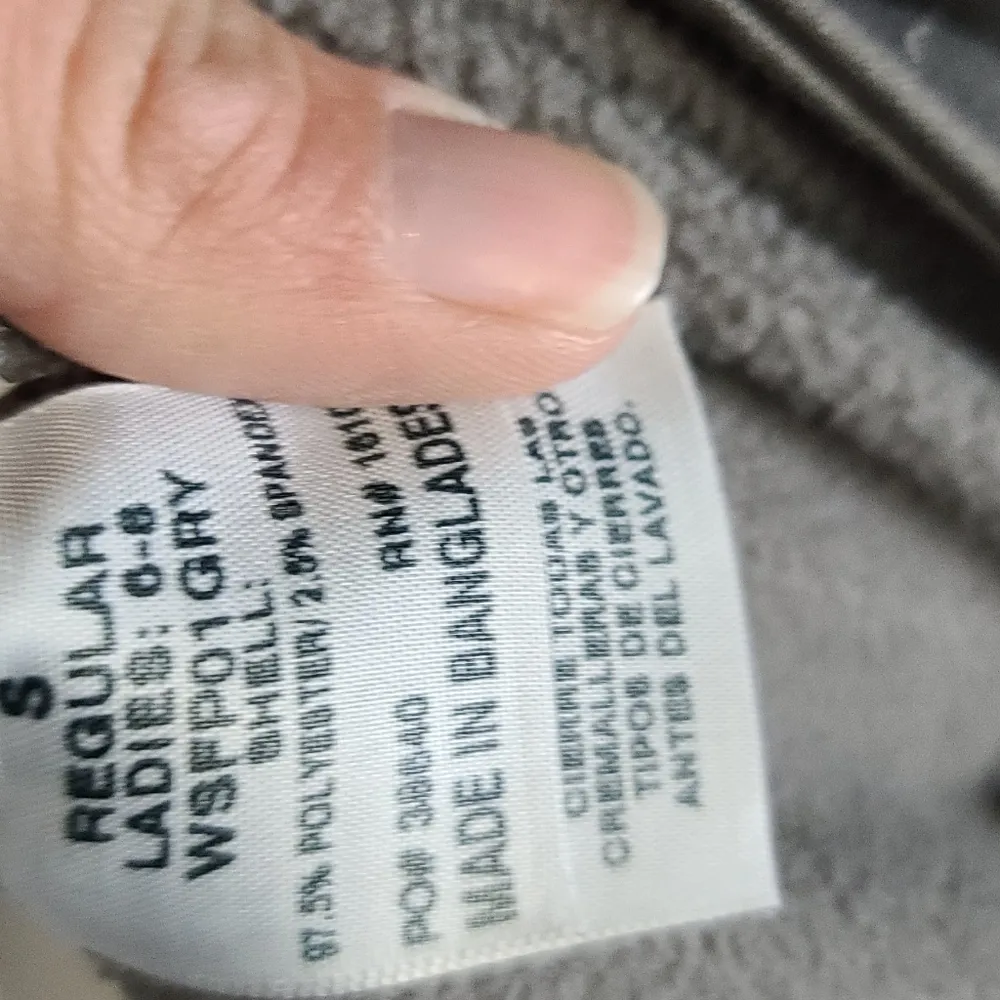 Bernie Outerwear softshell jacket size small - Image 9