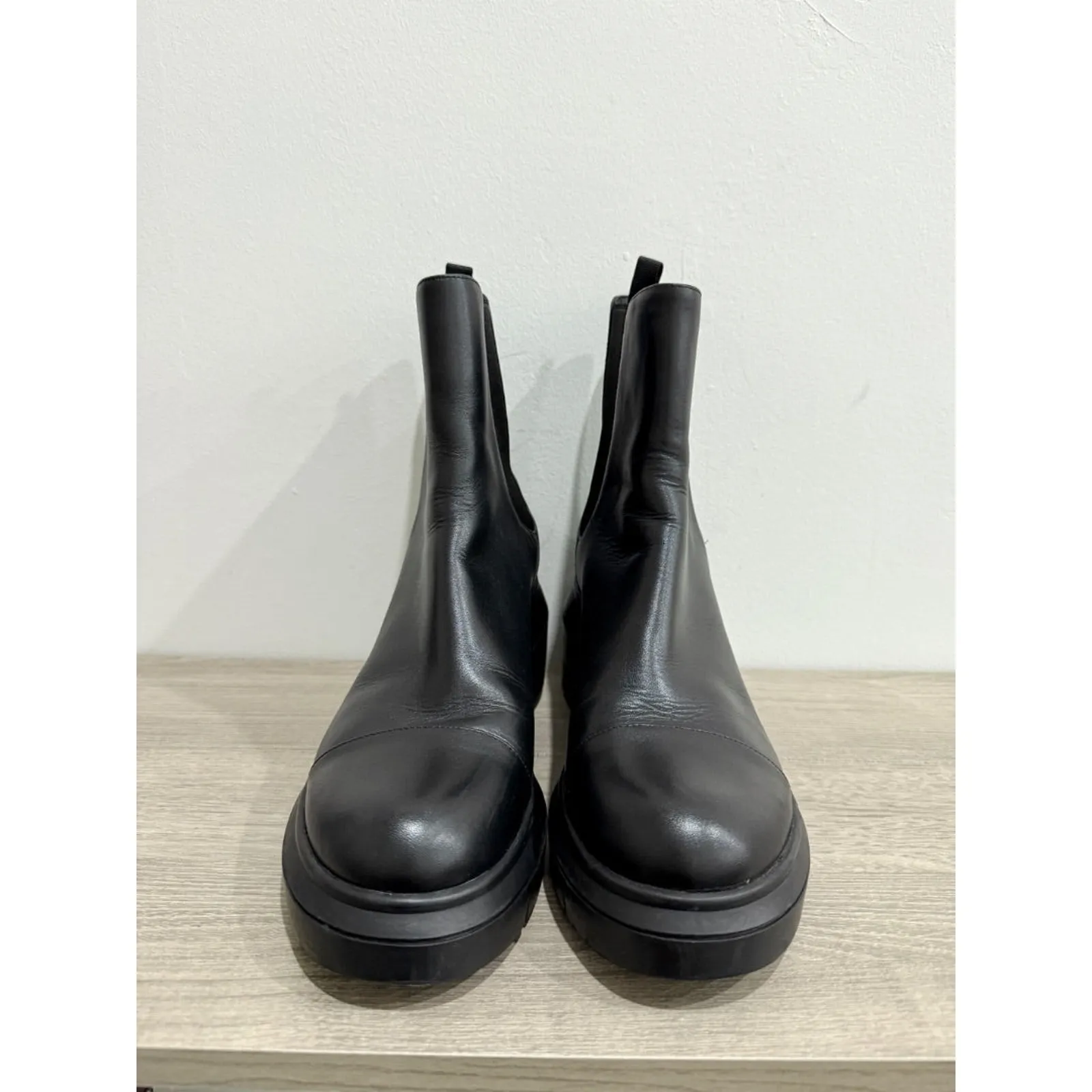 Stuart Weitzman Norah Chunky Lug Sole Ankle Chelsea Boots Black Women's Size 9.5 - Image 4