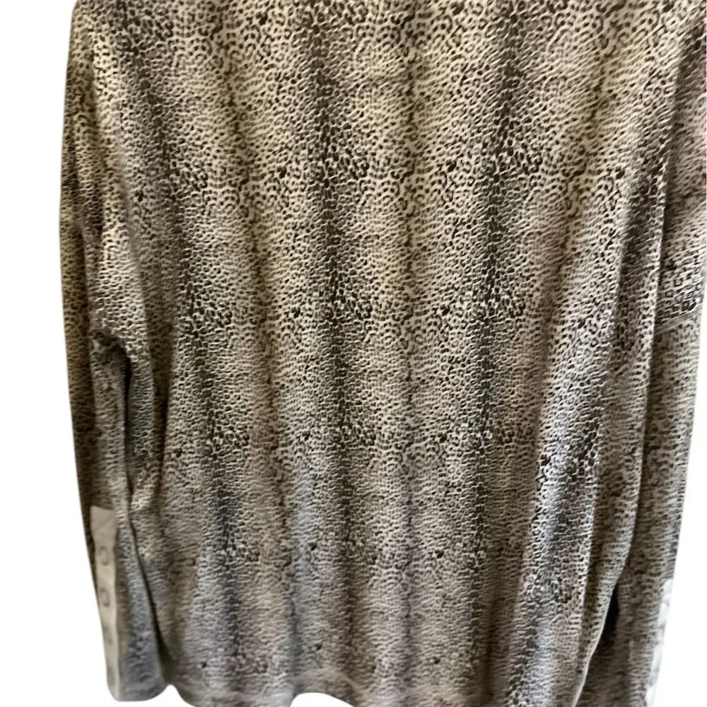 Chaser Women's M Cheetah Print‎ Top Scoop Neck Casual Top - Image 2