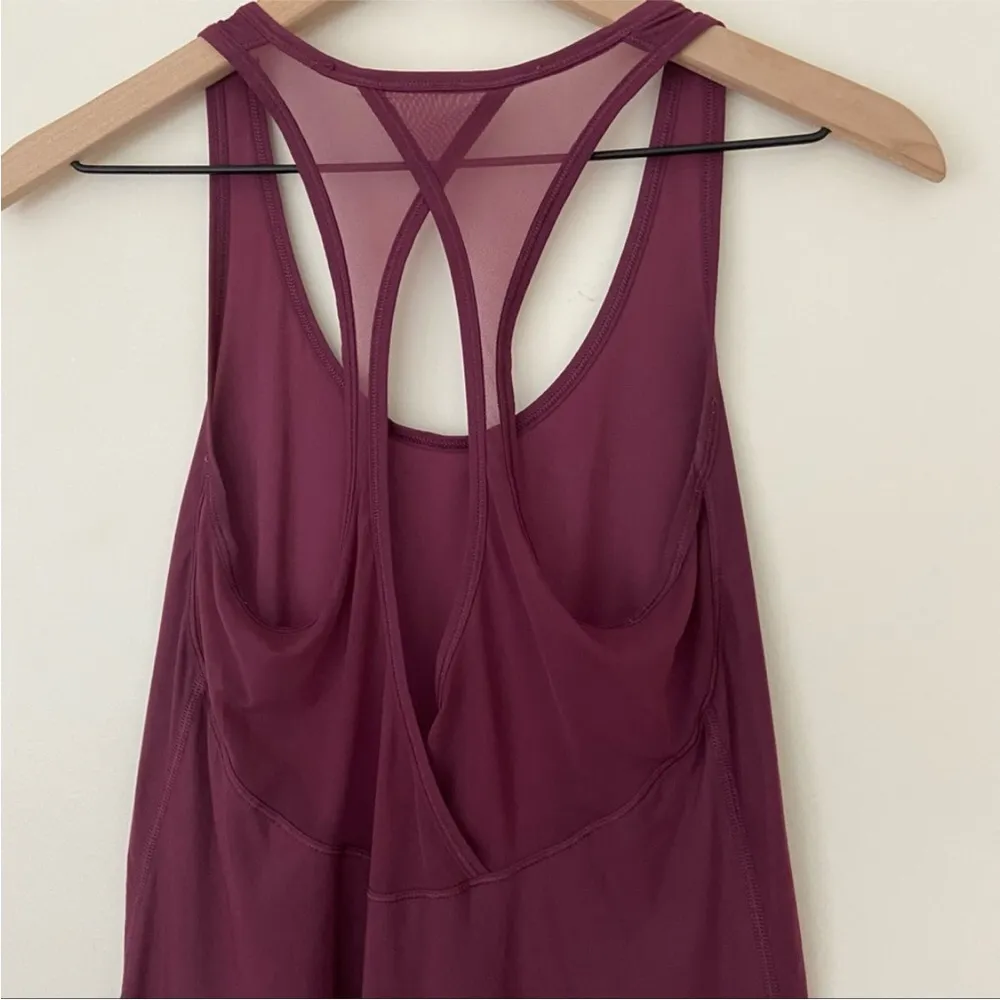 Lululemon Tranquil Open Back Red Grape Mesh Tank Top 4 Small - Image 4