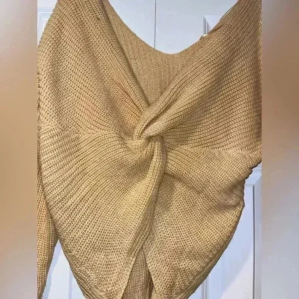 Warm‎ & Cozy Beige V-Neck Chunky Knit Oversized Sweater Twist Knot, Crop - Image 5