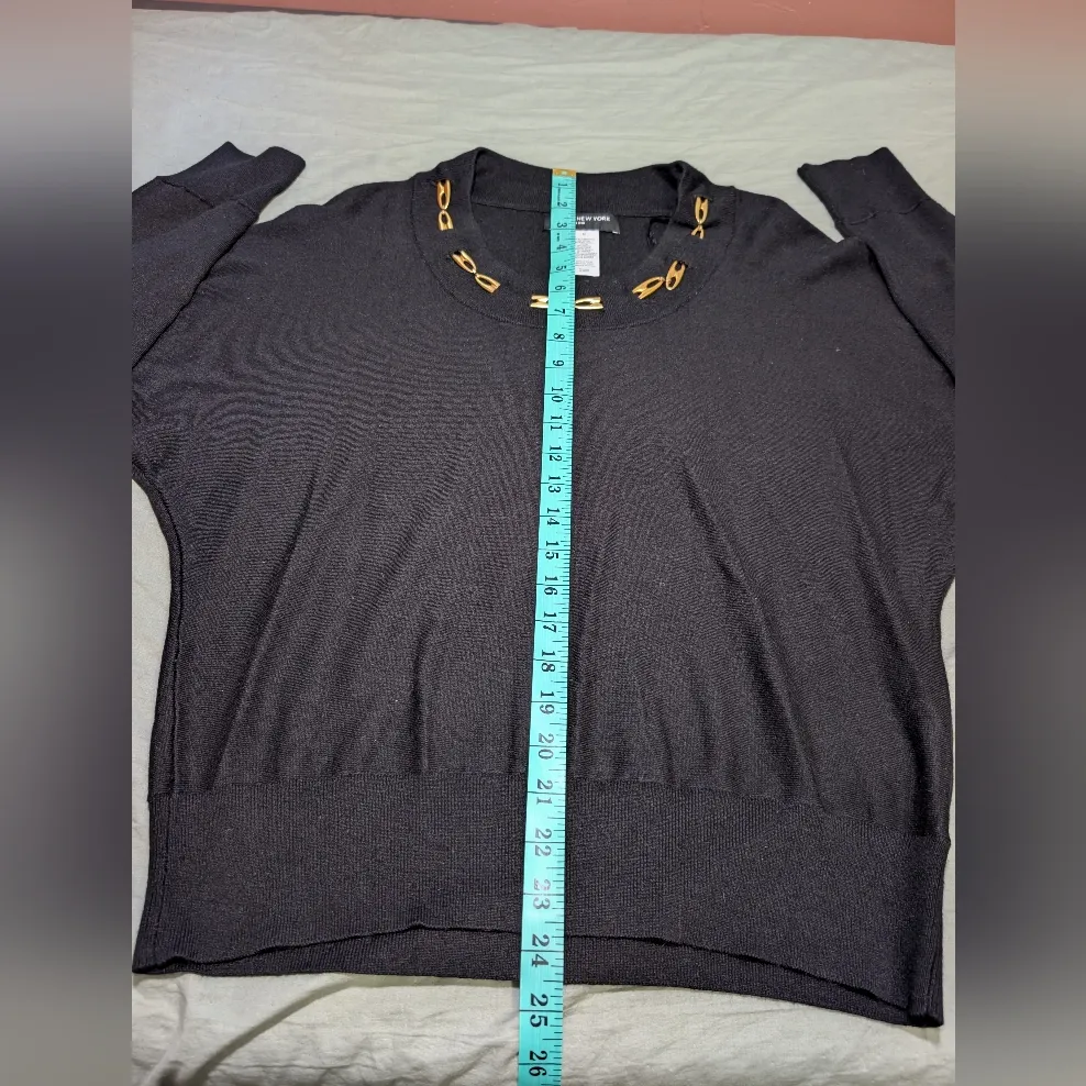 Jones New York Collection Women's Metal Embellished Angora/Silk Sweater Medium - Image 6