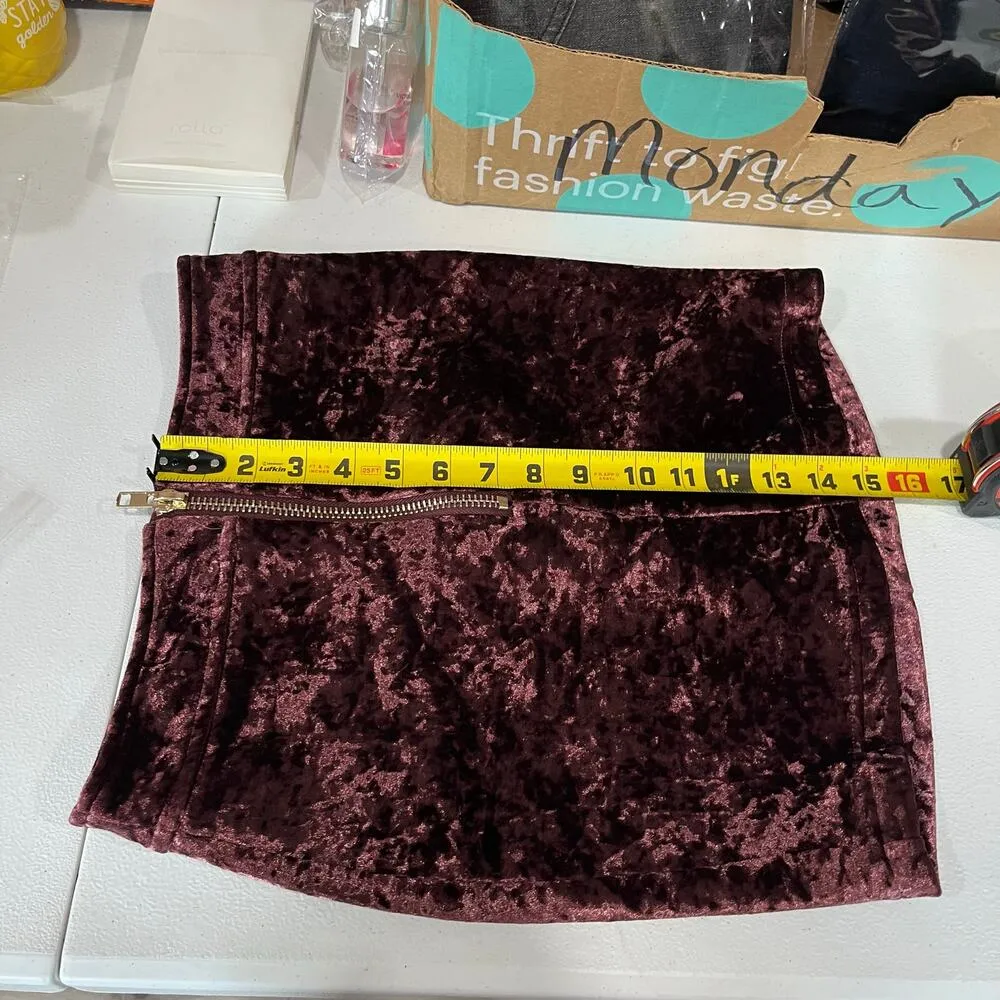 F21 Burgundy Purple Crushed Velvet shiny Mini Skirt Christmas Holiday Party S - Image 5