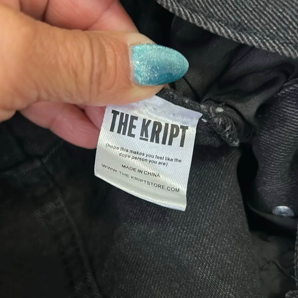 The Kript Gavin Boyfriend Crossover Waist Jeans Washed Black - Image 6