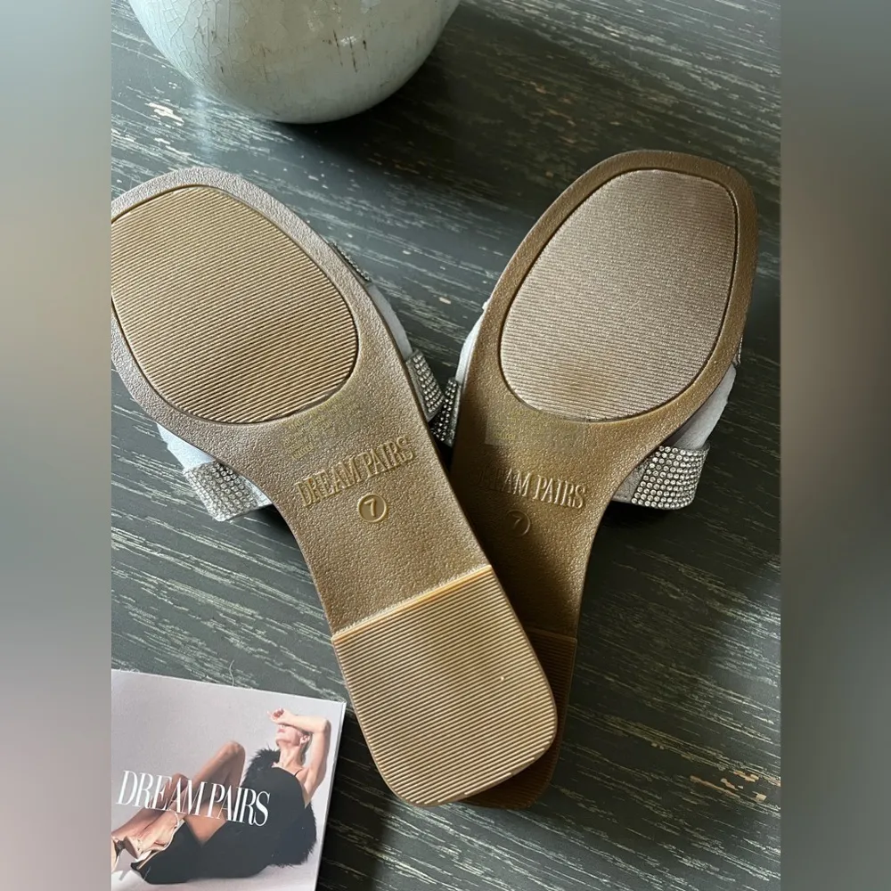 Cut-out Strap Light Sole Slide Sandals sz 7 - Image 5