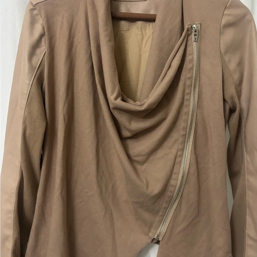 BLANKNYC Women's Tan Jacket - Image 3