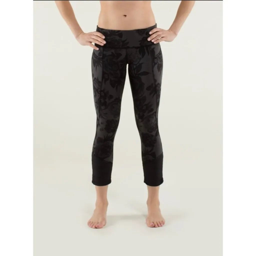 Lululemon Practice Daily Crop Leggings Women's Size 6 Brisk Bloom Black‎ Soot Black - Image 2