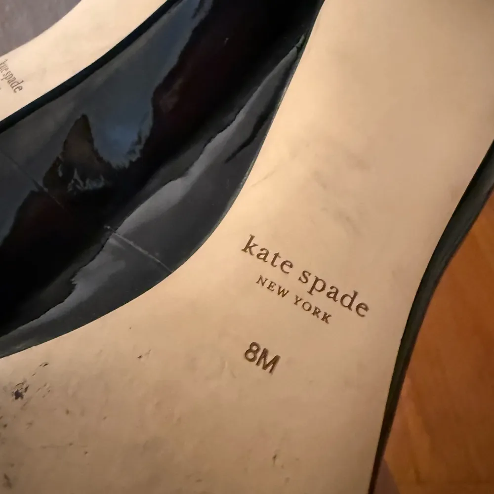 Kate Spade Black Patent Leather Heels size 8 - Image 8