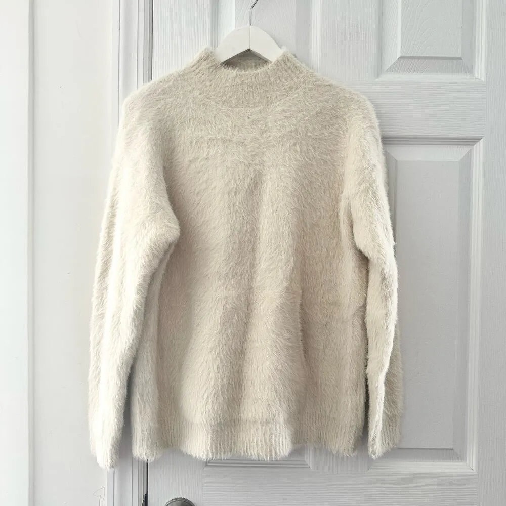 Mersea Iced Latte Cream Chalet Mockneck Fuzzy Knit Kangaroo Pocket Sweater S/M Size undefined - Image 2