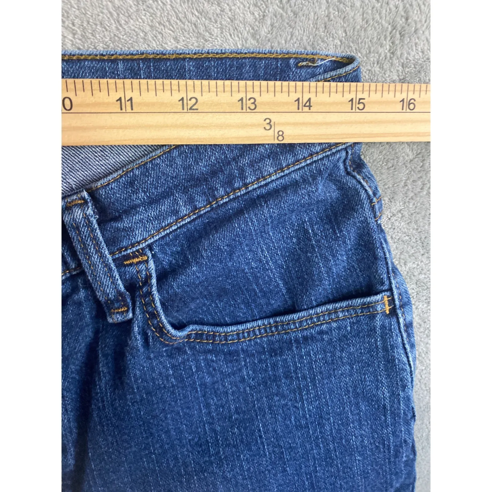 Lee Women Petite Size 10P Classic Mid Rise Blue Denim Capri Jeans Cropped - Image 5