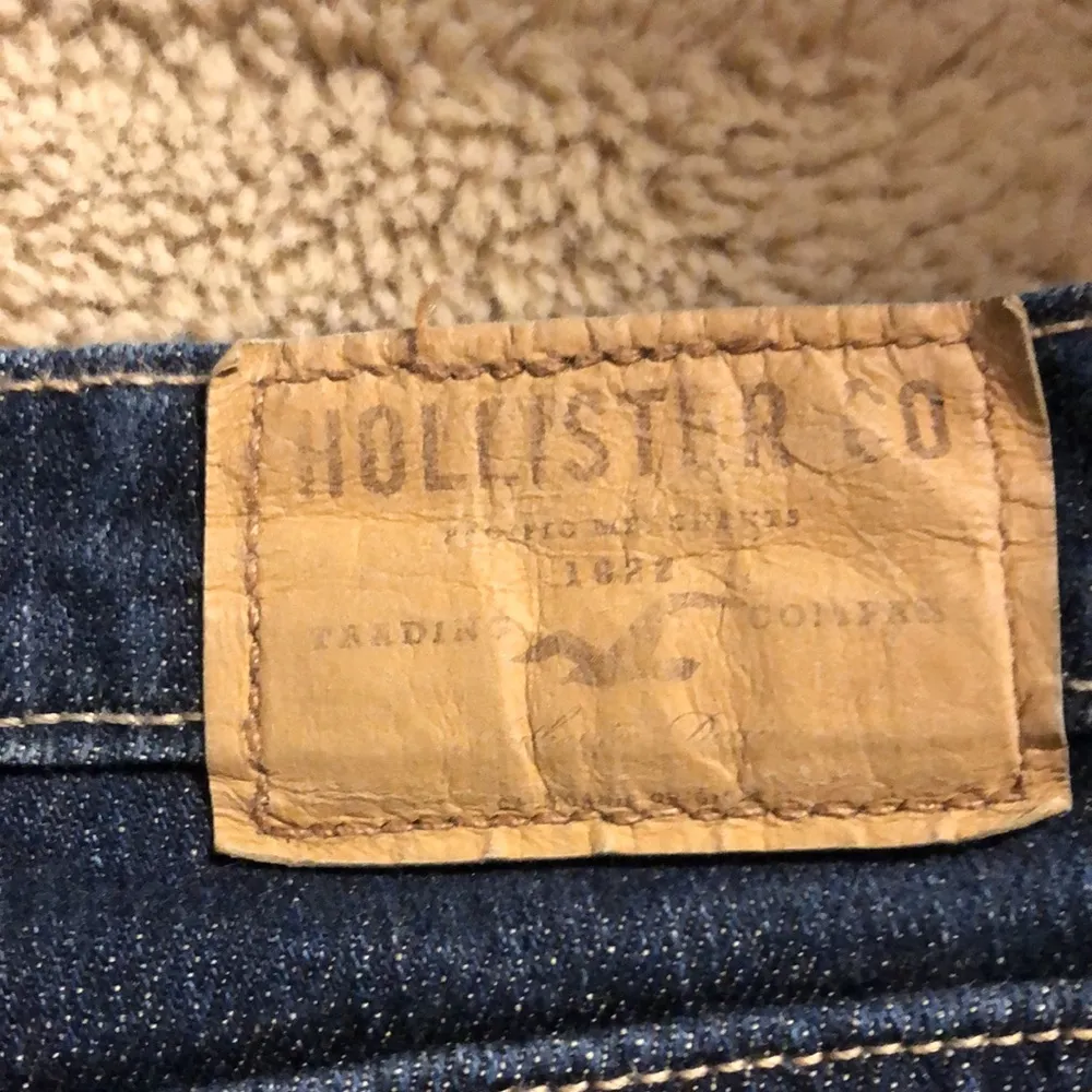 Hollister  Boot Cut Jeans - Image 4