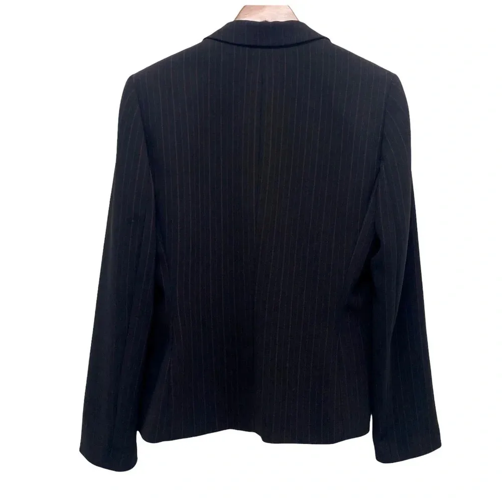 Tahari Striped Career Blazer Suit Jacket Black Professional wear Office Size 6 - Image 2