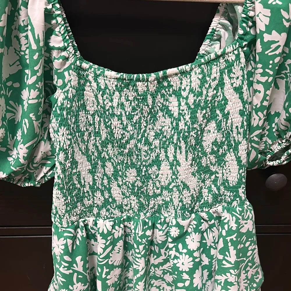 Entro Green and White Floral Dress - Image 3