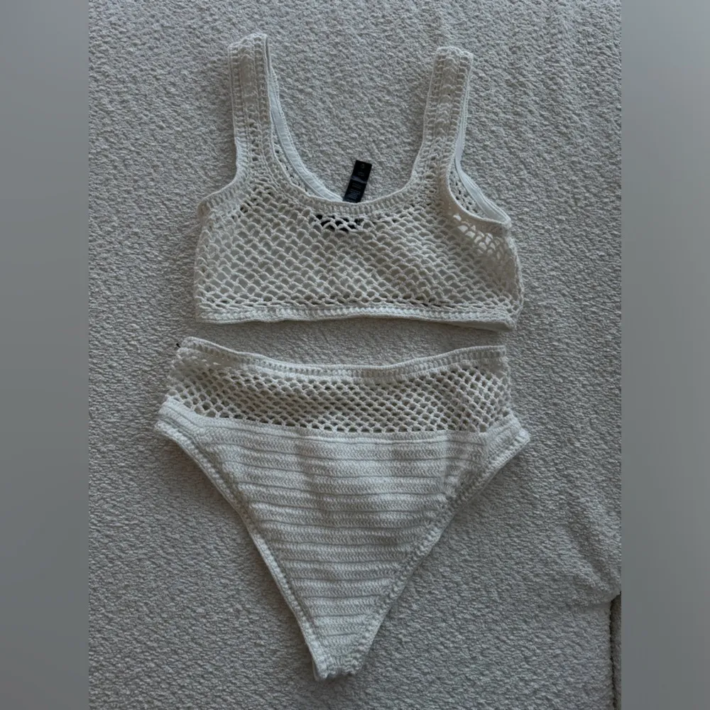BEACH RIOT NWT Elliot Crochet White Bikini Set L - Image 10