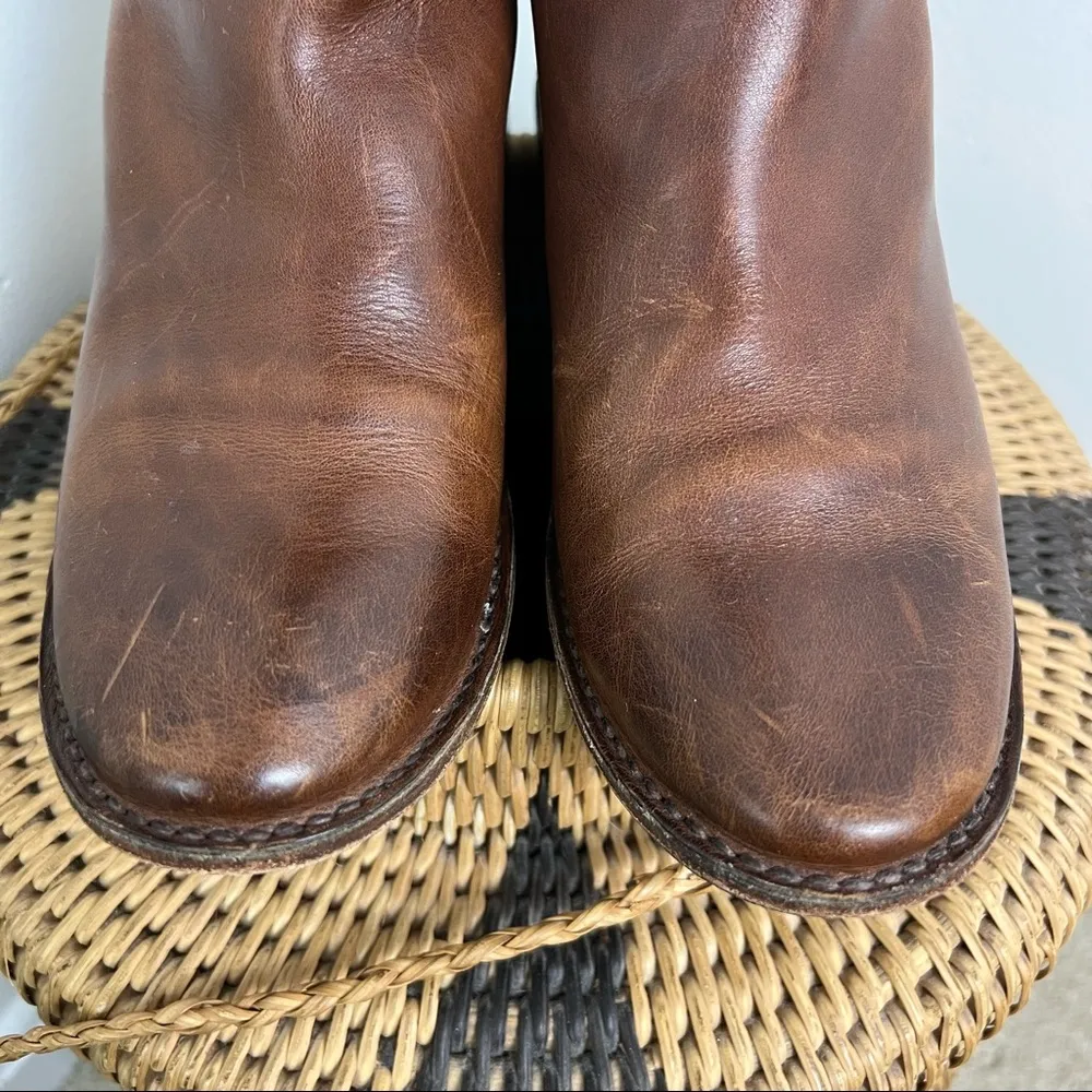 Frye Paige Tall Riding Boots in Dark Brown Leather Size 6 Overlapping detail - Image 4