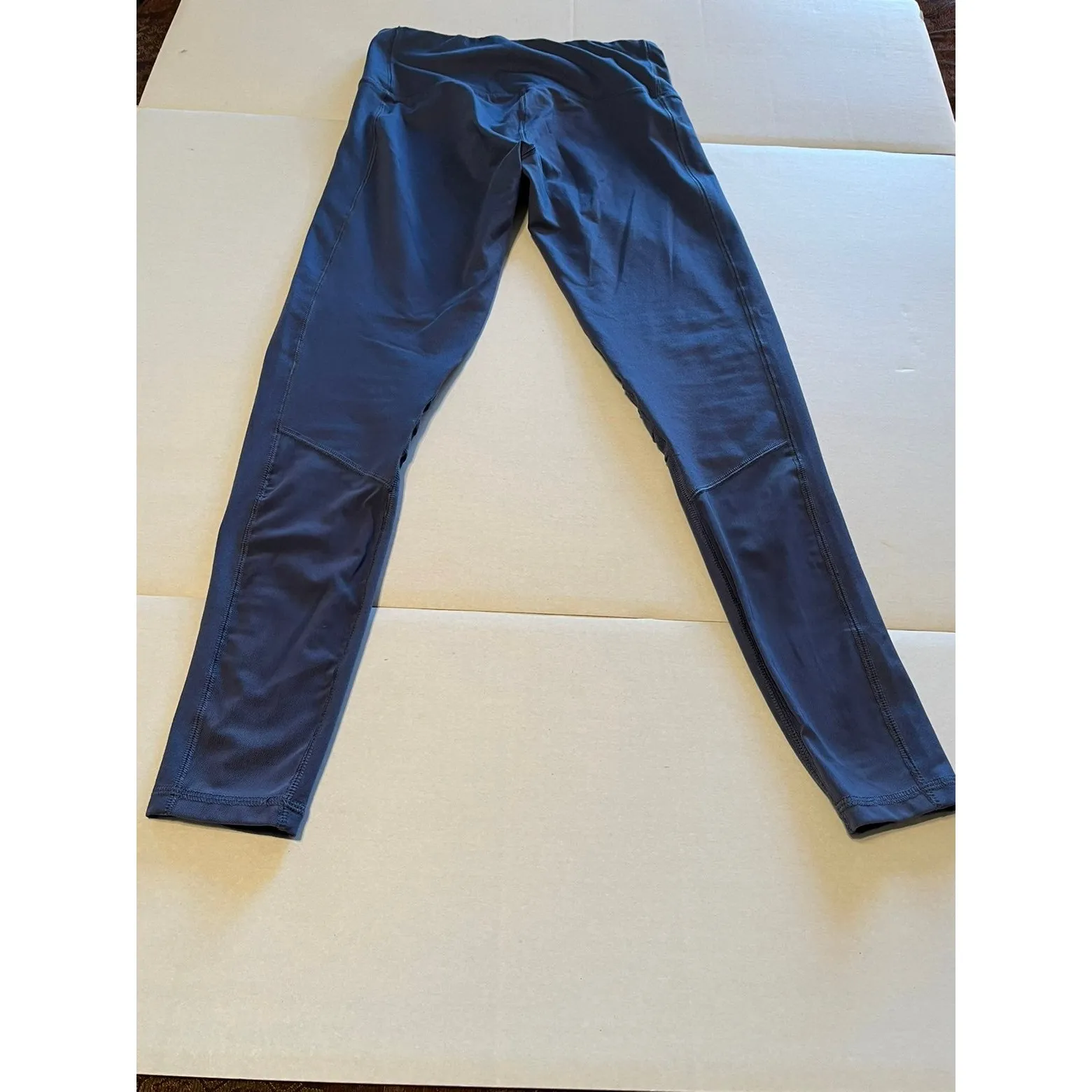 PUMA‎ periwinkle moto style leggings with mesh cut-outs on calves Women's large - Image 9