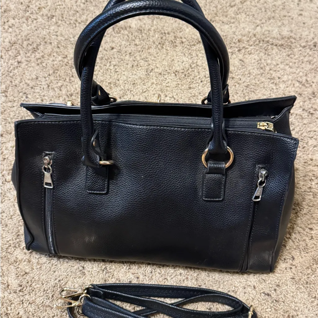 Black Conceal Carry Handbag Pockets and Strap. - Image 2