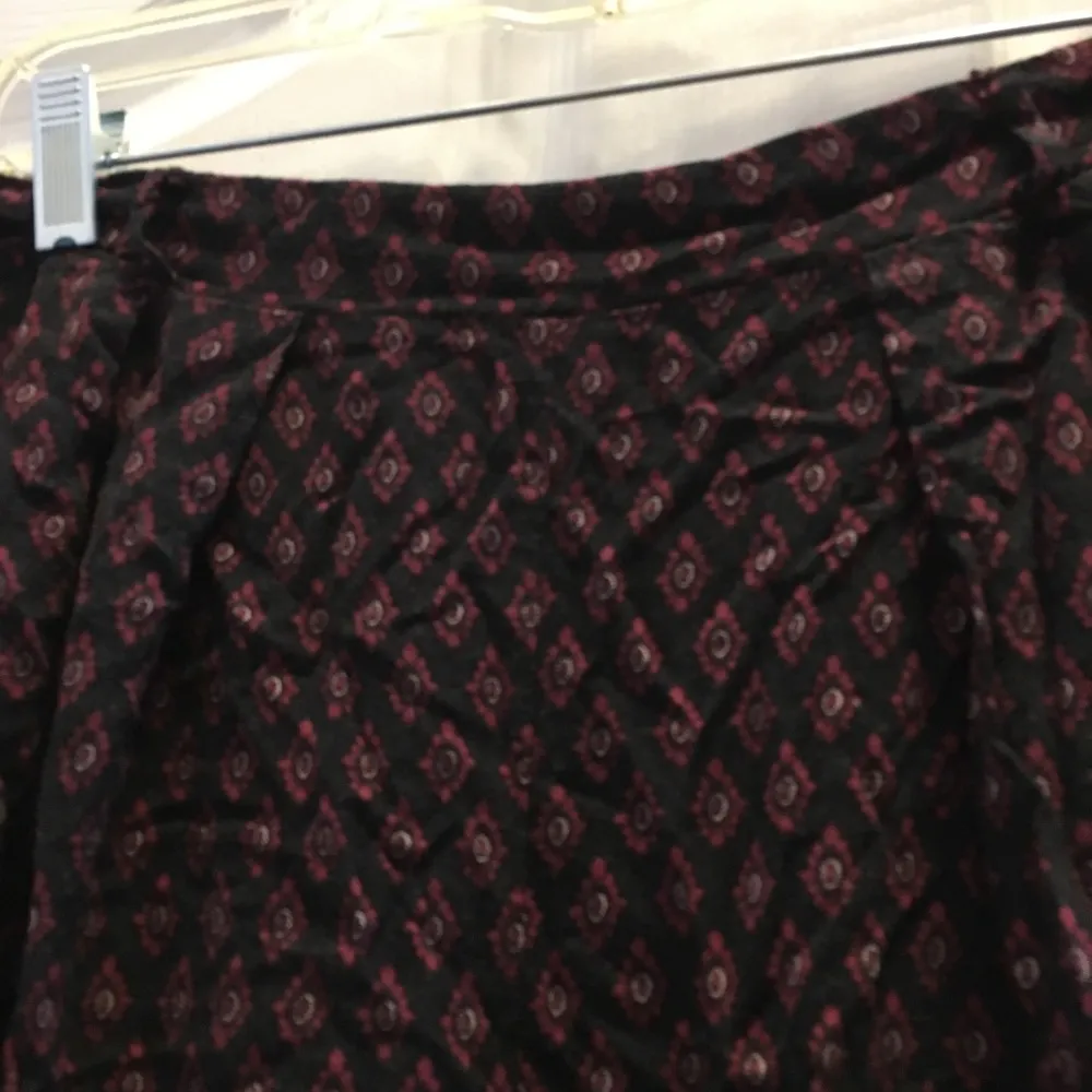 FINAL MARKDOWN Ladies Abercrombie and Fitch split skirt medium - Image 3