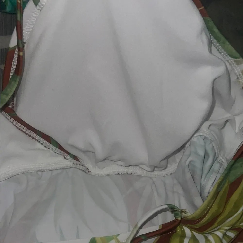 New XL Tropical Leaf Print Women's Swim Top - Image 6