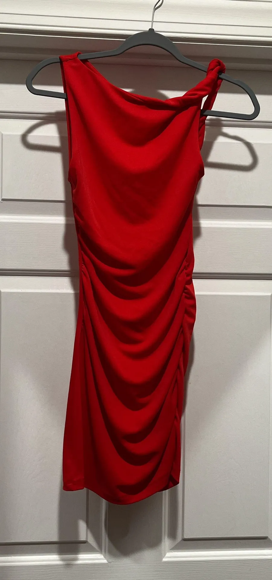 red mini bodycon dress - Image 2