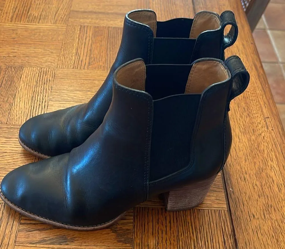 Madewell Black Leather Ankle Boots 6.5 - Image 4