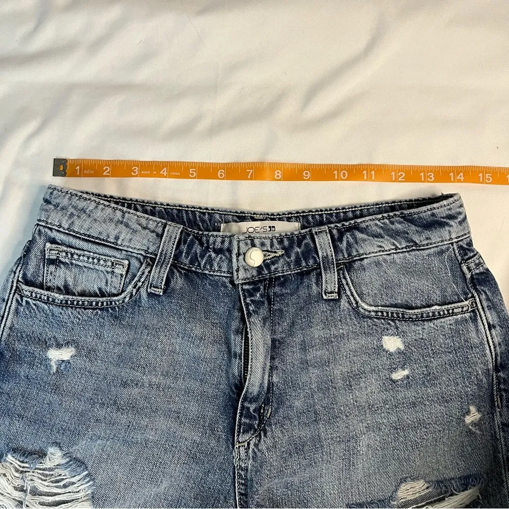 NWT Joes Jeans Size 26 Distressed High Rise Cut Off Denim Jean Shorts Pockets - Image 4