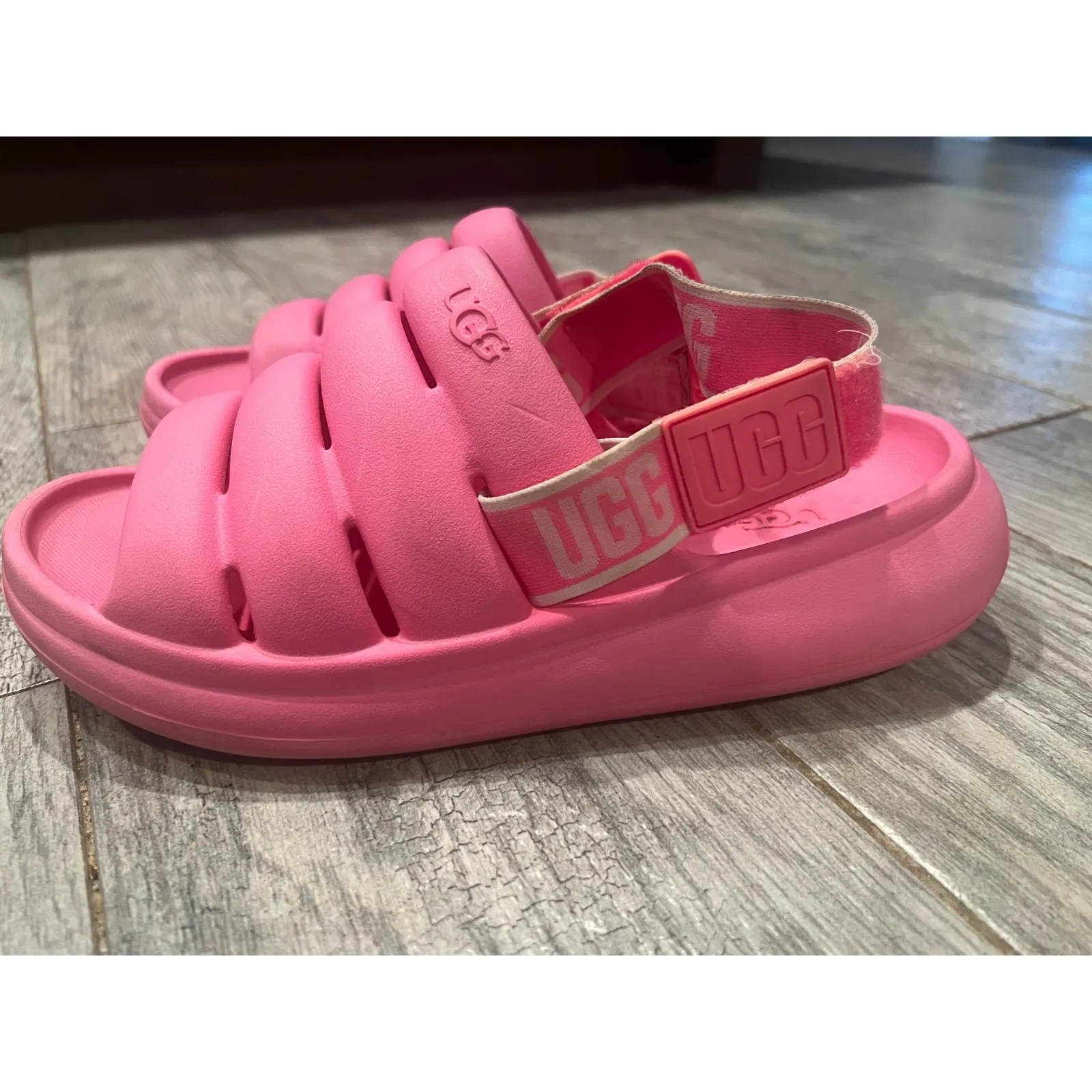 UGG Sport Yeah Sandals size 9 Pink Barbiecore Shoes Slide slingback Womens‎ - Image 2