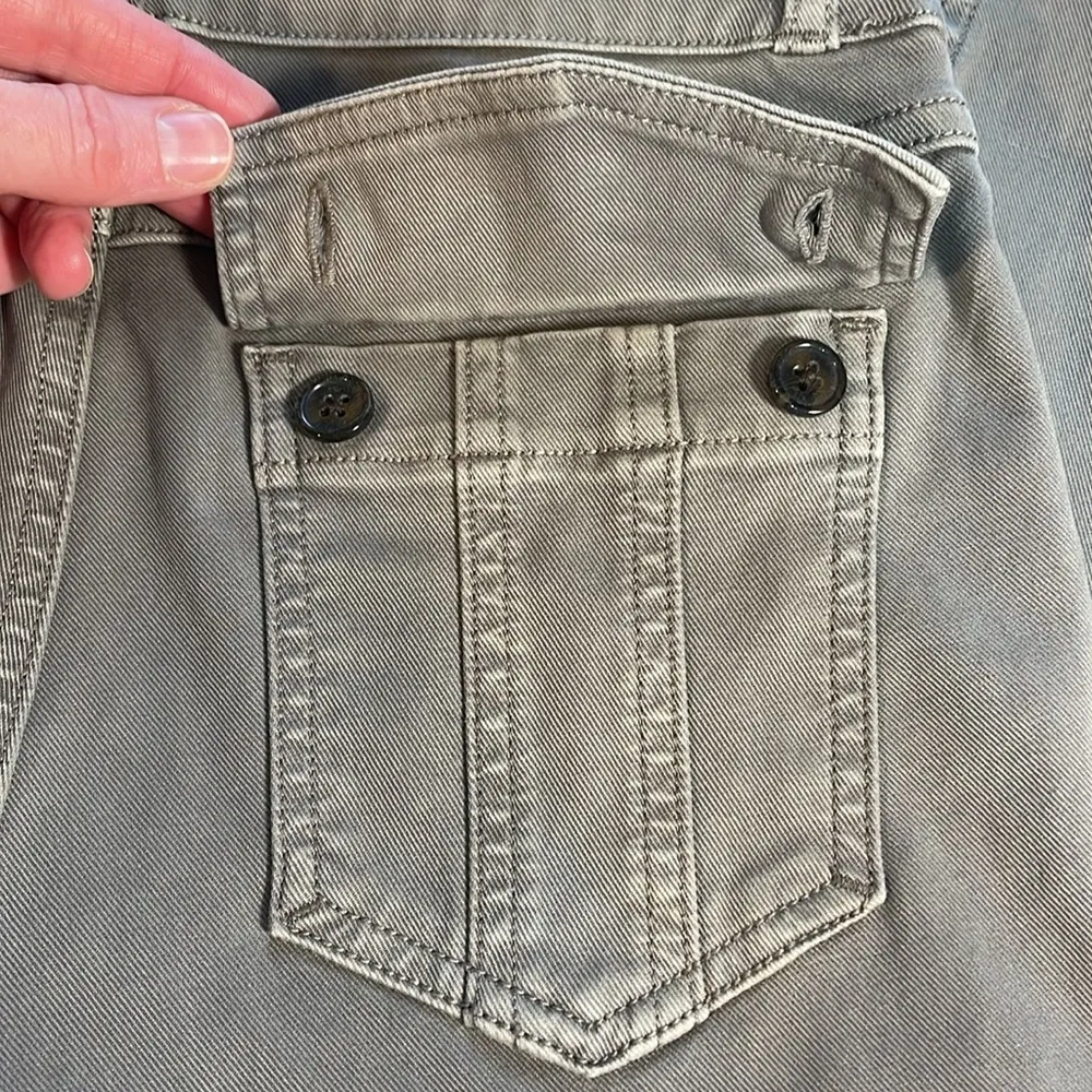 Spanx Stretch Twill Ankle Cargo Pants Patch and Button Flap Pockets Gray/Green S - Image 12