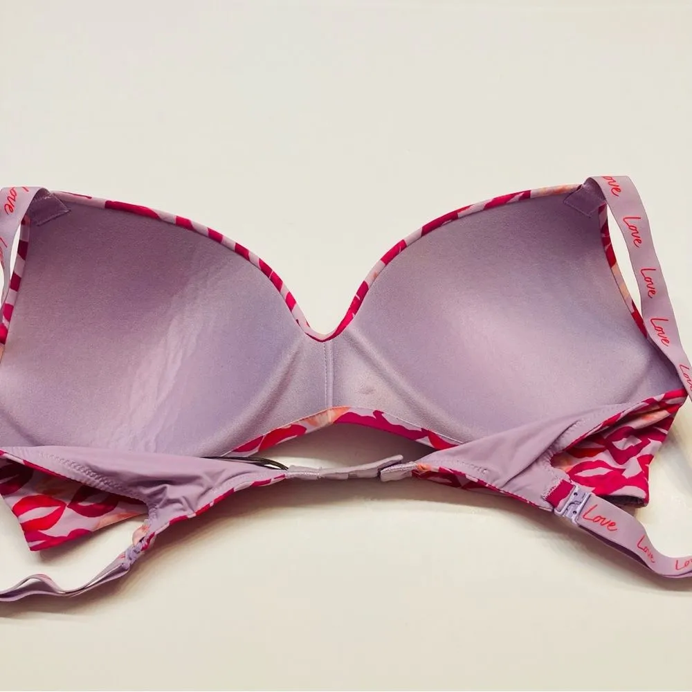 Victoria's Secret T-Shirt Lightly Lined Wireless‎ Bra 34C Pink Lips Love Straps - Image 8