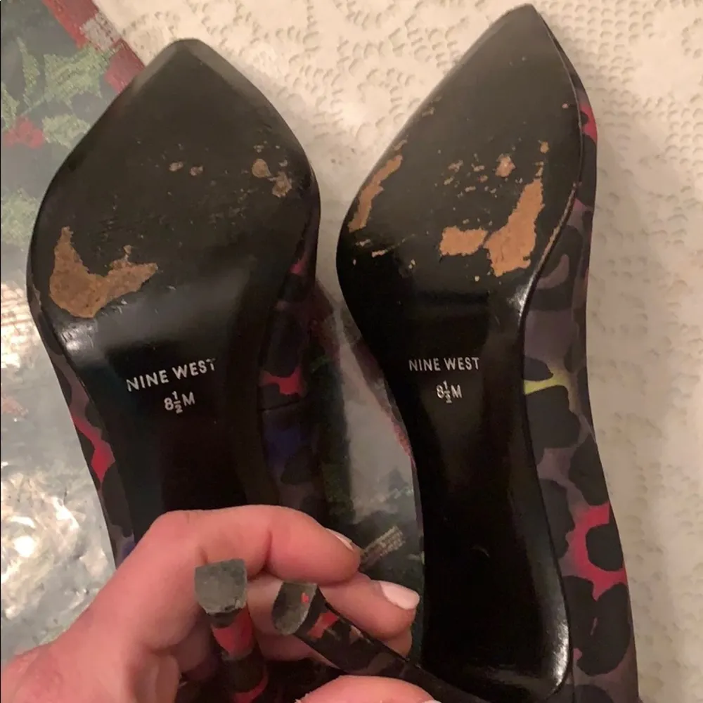 5/$25 heels - Image 4