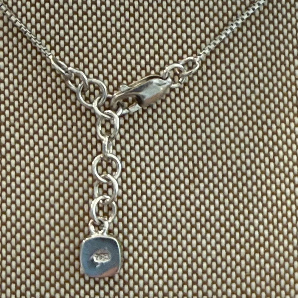 Elegant Blue Crystal Pendant Necklace - Image 5