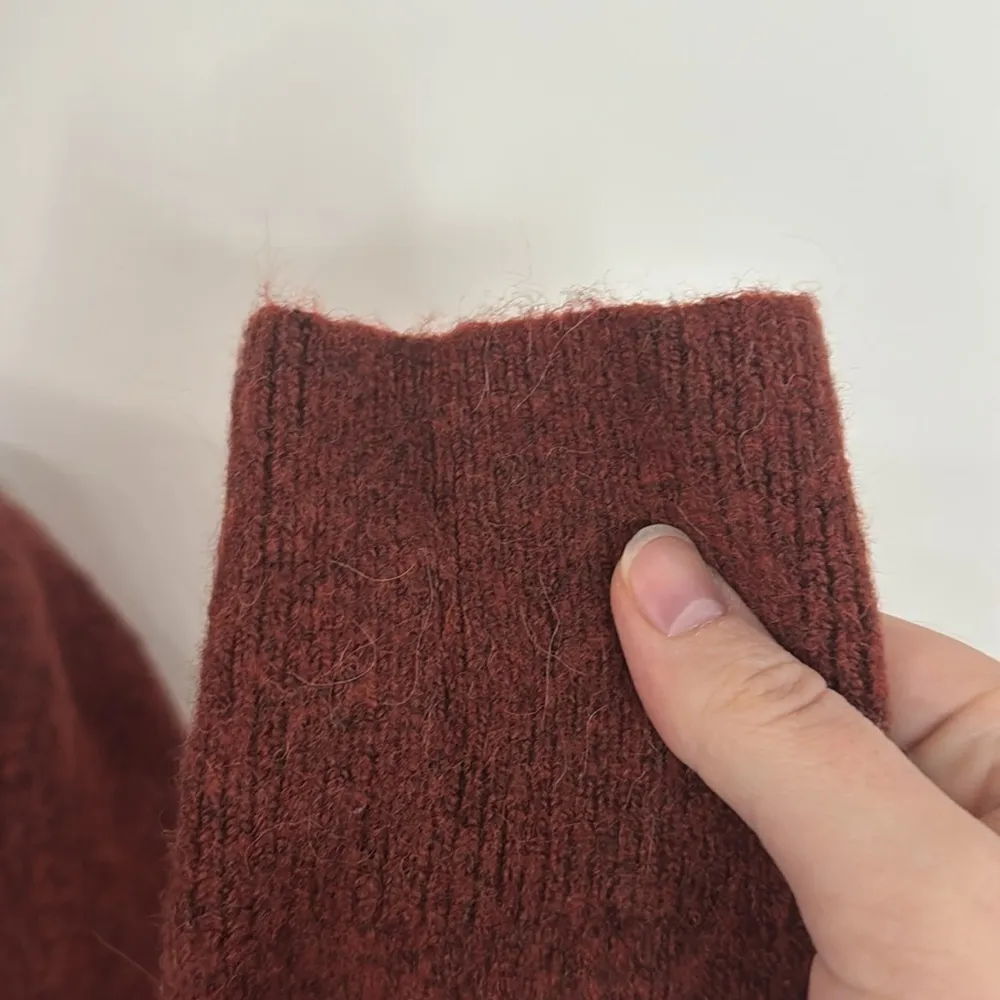 Madewell Kent Cardigan Sweater Coziest Yarn in mahogany brown hue size XS - Image 5