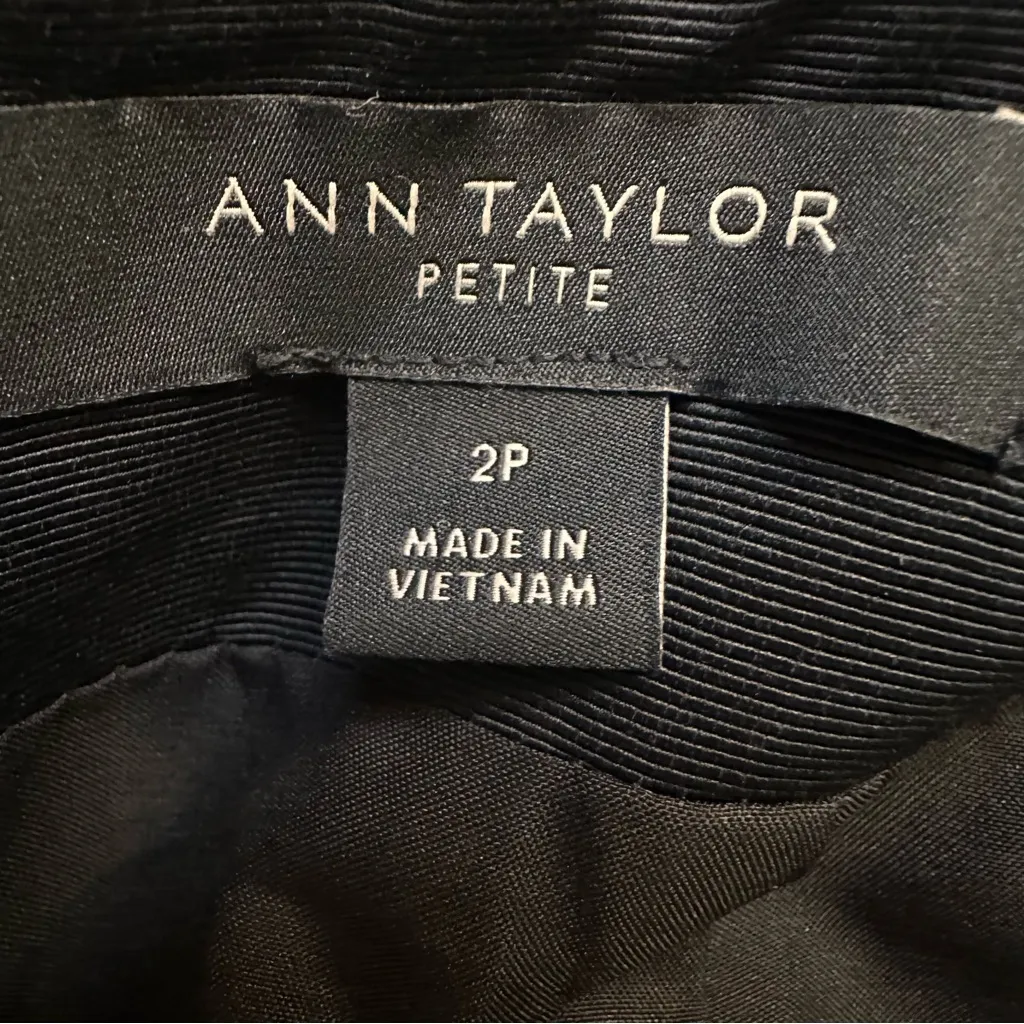 Ann Taylor Petite Tweed Mini Skirt Black White Metallic 2P Button Detail Lined - Image 8