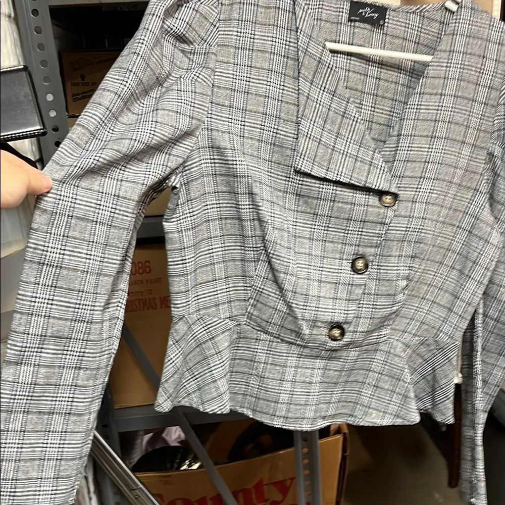 Milk & Honey Puff Blouse Gray Size L - Image 6