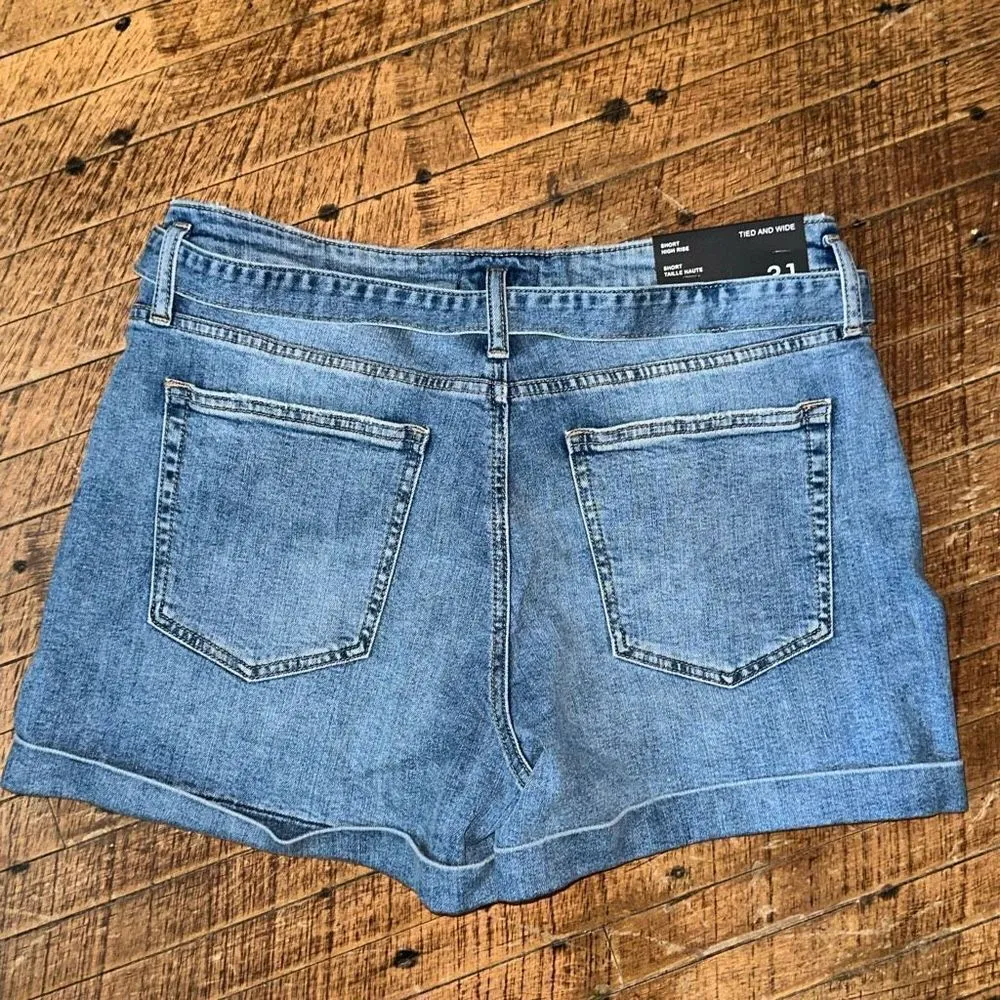 Silver short high rise tied and wide 31 denim mom shorts - Image 4