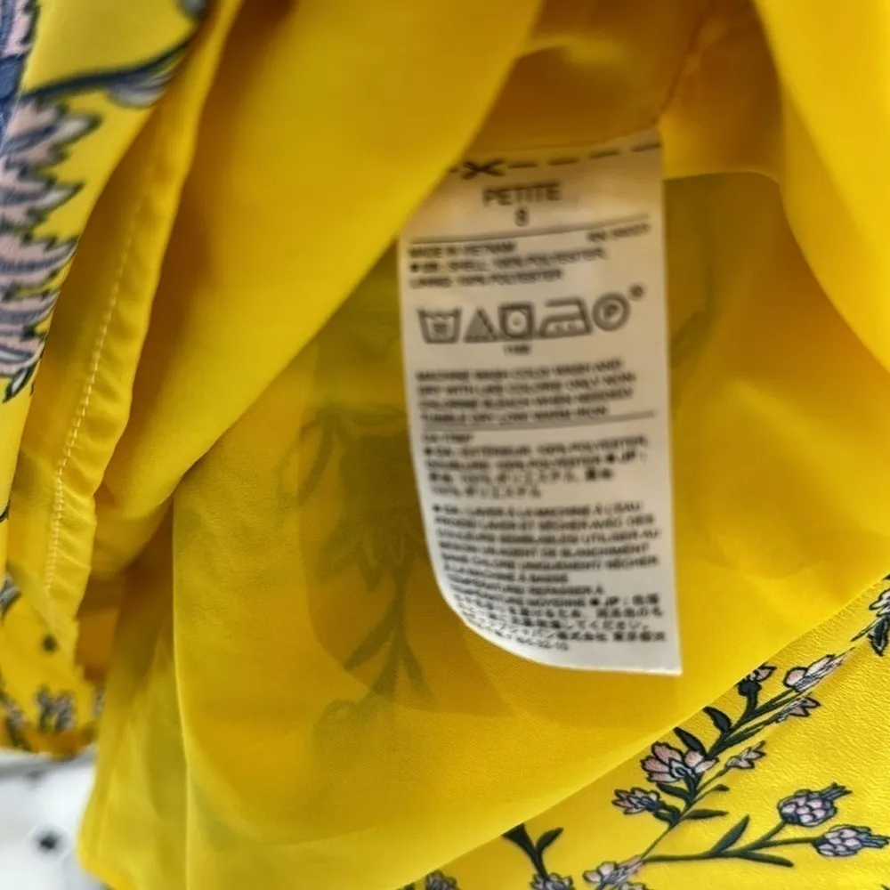 Banana Republic yellow and blue floral crepe wrap midi dress. Lined. Size 8P. - Image 7