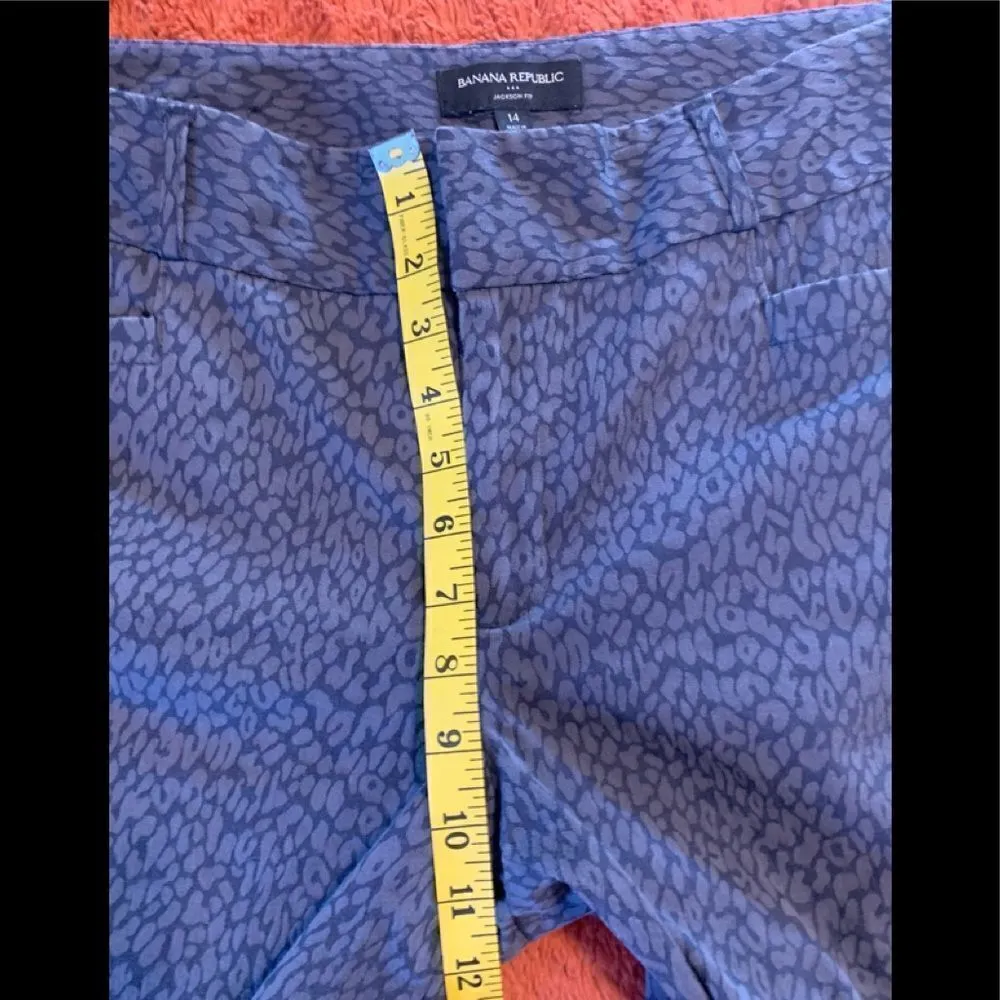 Banana Republic Factory Animal Print pants size 14 Gray - Image 8
