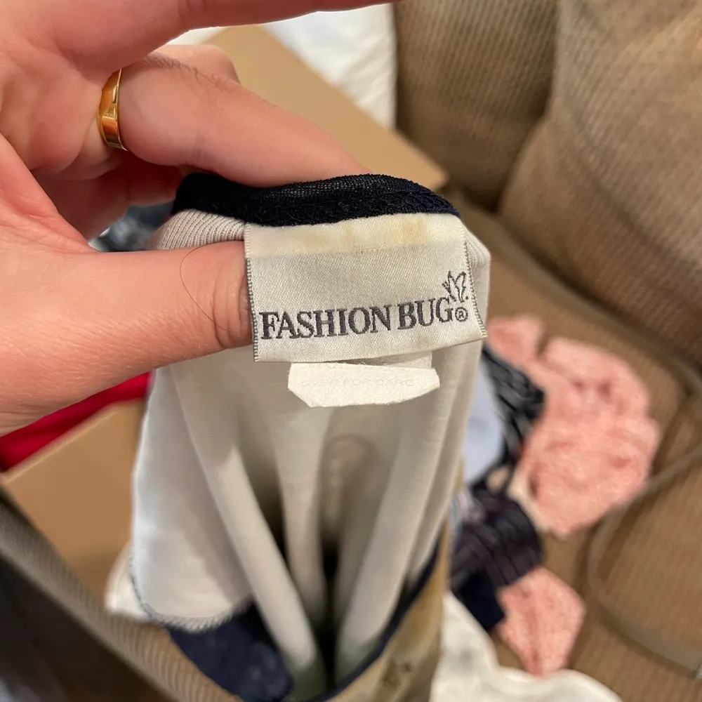 Vtg western cowgirl graphic t - Image 5