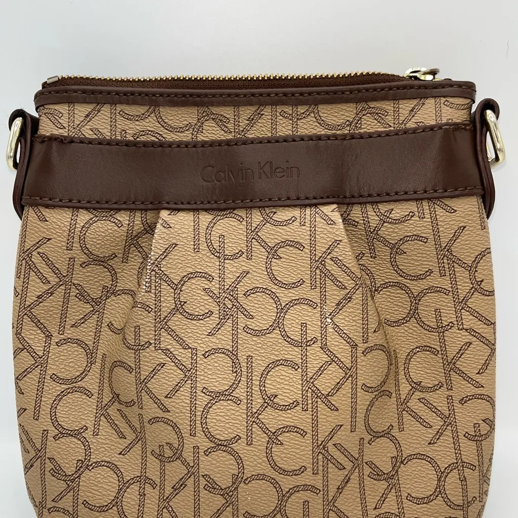 Calvin Klein Brown Monogram Women's Bag - Image 3
