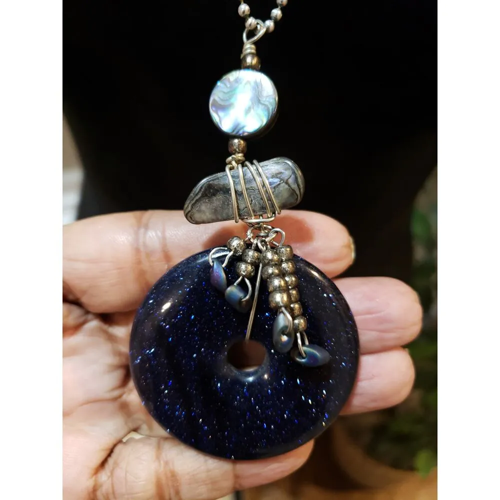 Womens Silver Tone Wire Wrap Charm Blue Resin Donut Pendant Long Cain Necklace - Image 3