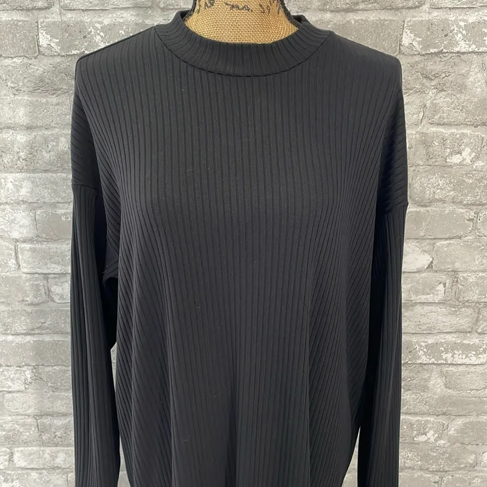 Old NavyBlack Mockneck Ribbed MIDI Dress - Image 2