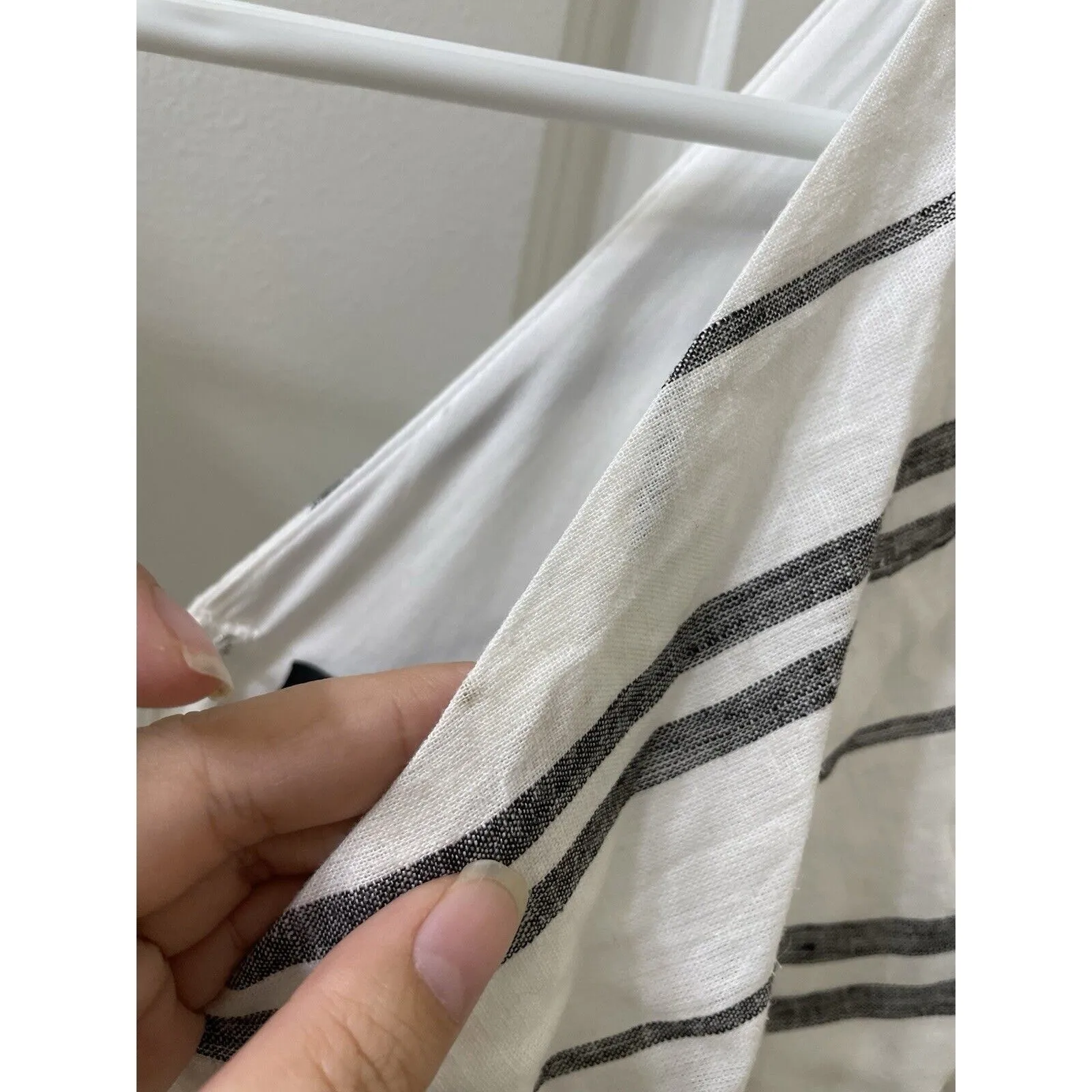 DKNY by Donna Karan Linen Stripe Print V - Image 6