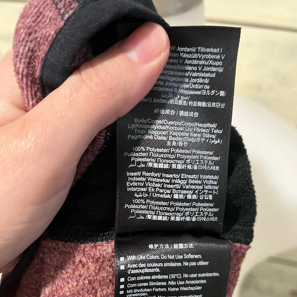 Under Armour  Maroon and Black Quarter-Zip Pullover Size Small - Image 4