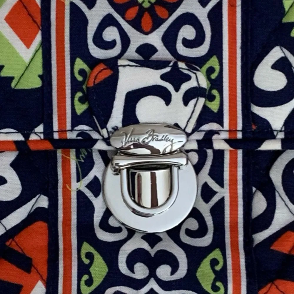 Vera Bradley Pushlock Wristlet Wallet Extra Keychains Retired Sun Valley - Image 11