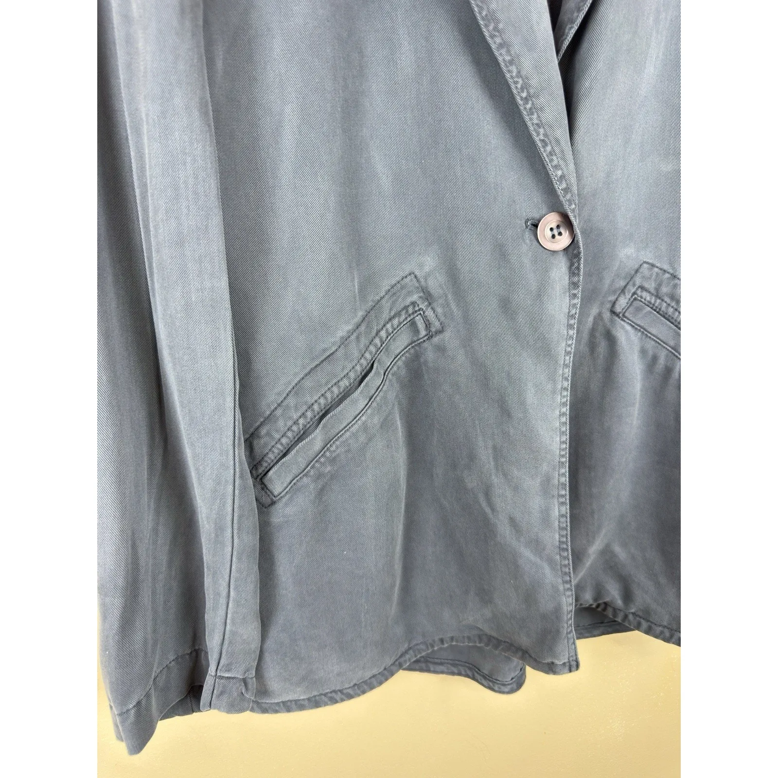 Monrow Women’s Oversized Blazer Size XS Blue - Image 3