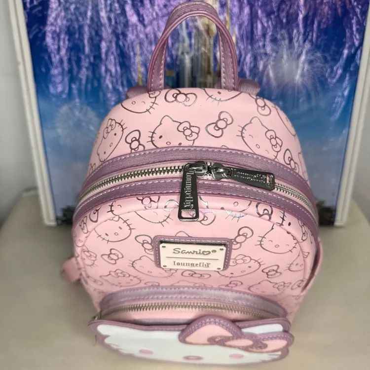 Loungefly LACC EXCLUSIVE Sanrio hello kitty iridescent pink NWOT - Image 8
