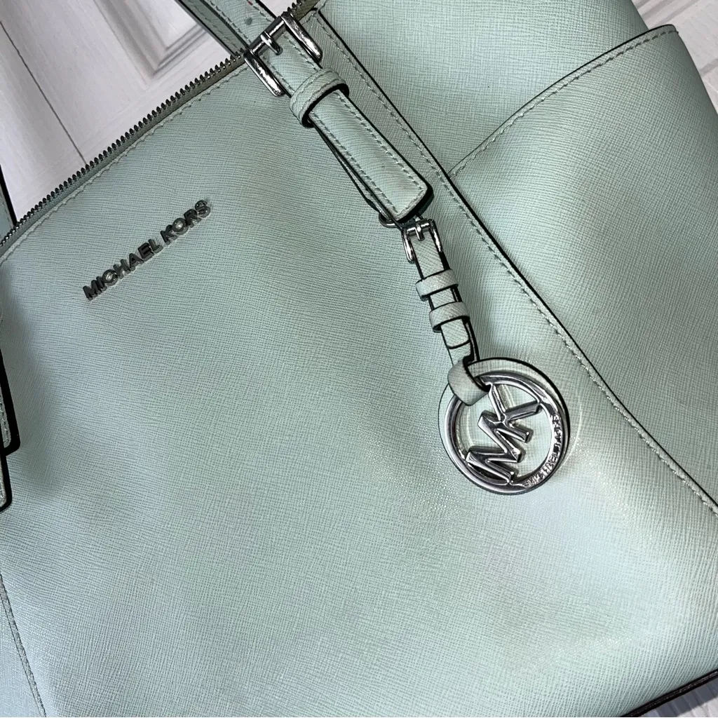 Gorgeous baby blue Michael Kors purse - Image 2