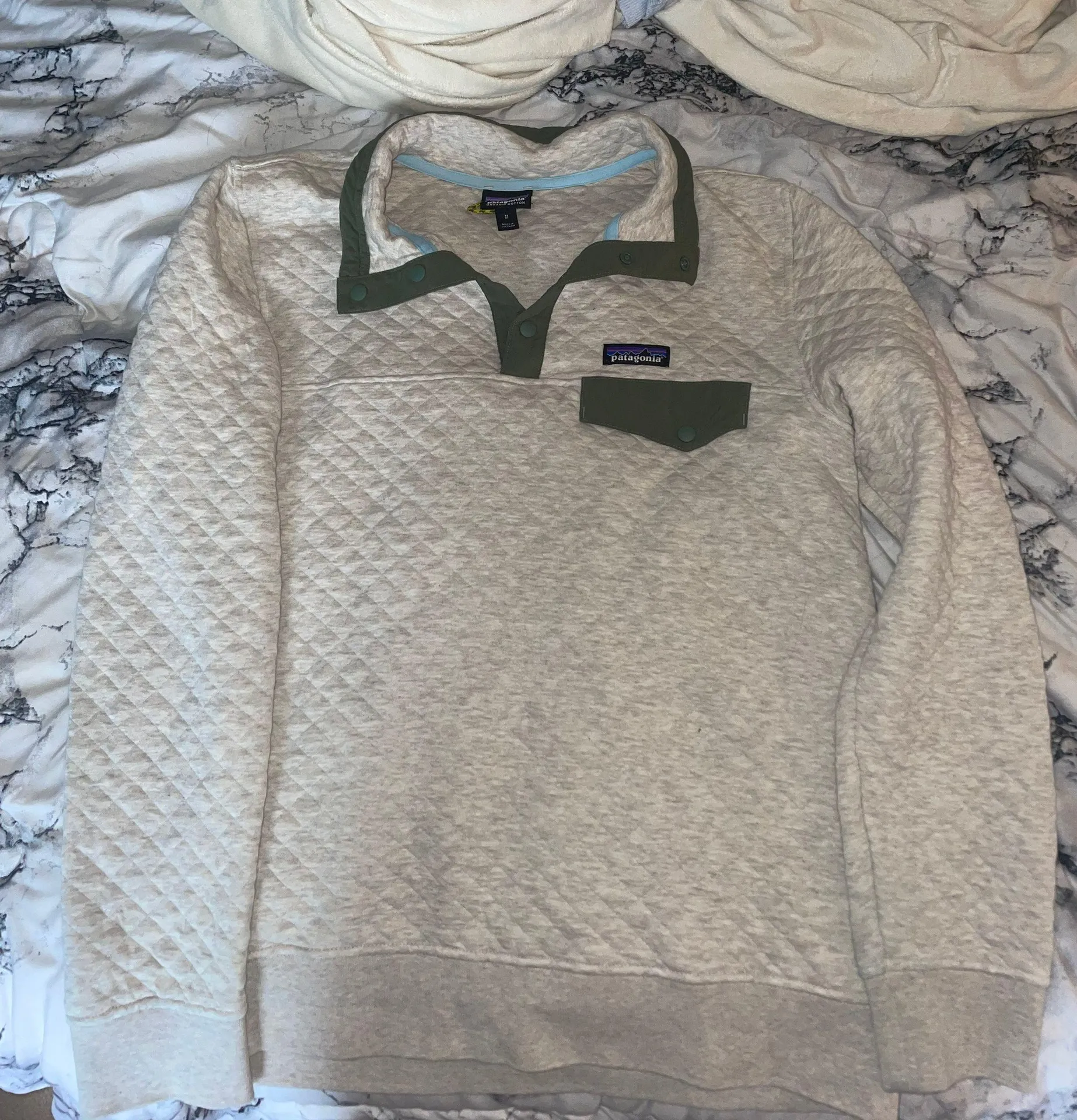 Patagonia Beige Pullover - Image 3